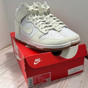 NEW Nike Dunk WMNs Sail Gum